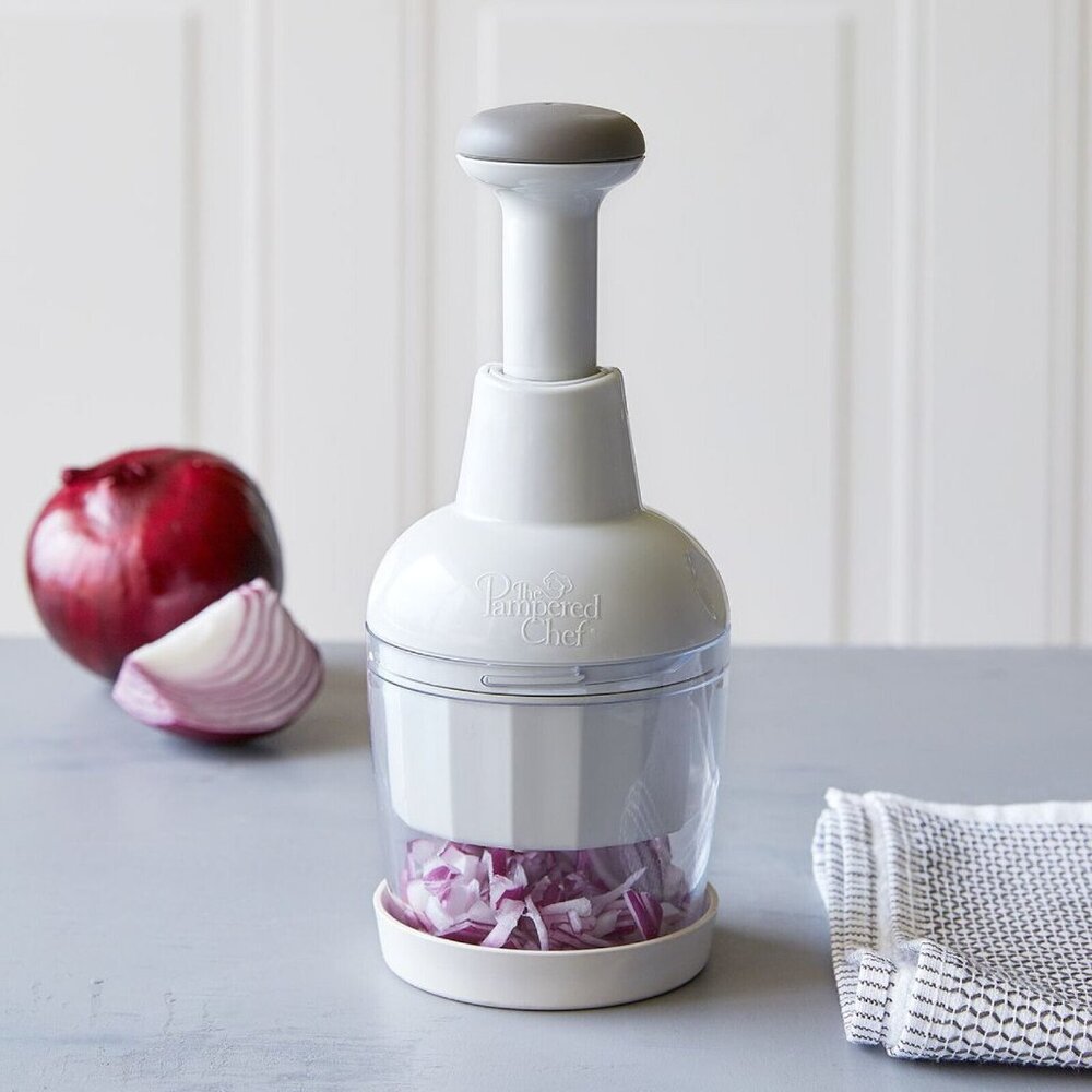 NIB~PAMPERED CHEF~Food Chopper
